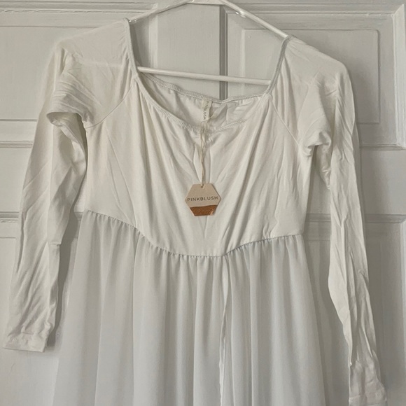 Maternity dress - Picture 1 of 3